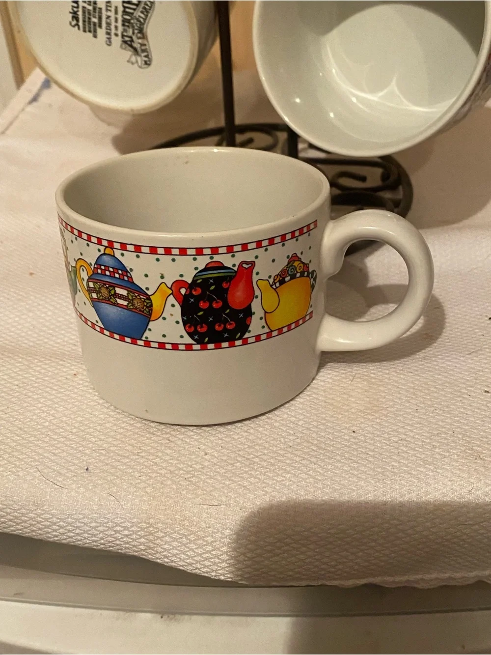 Vintage Sakura White Mugs teapot design by Mary Englehart